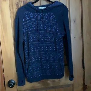 Akini Hooded Pullover